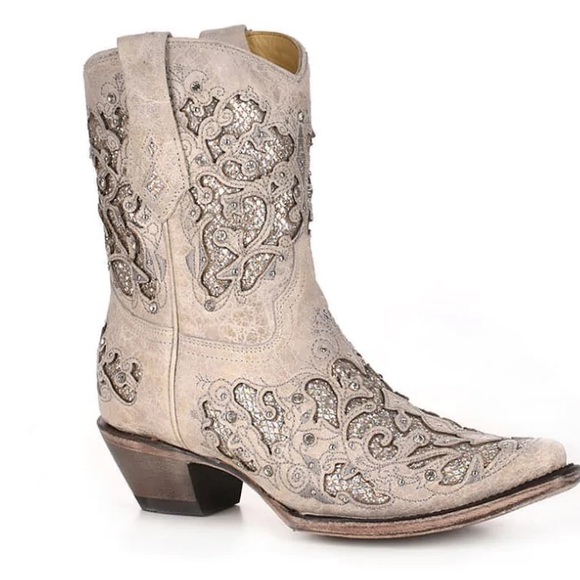 Shoes - Corral western cowgirl boots